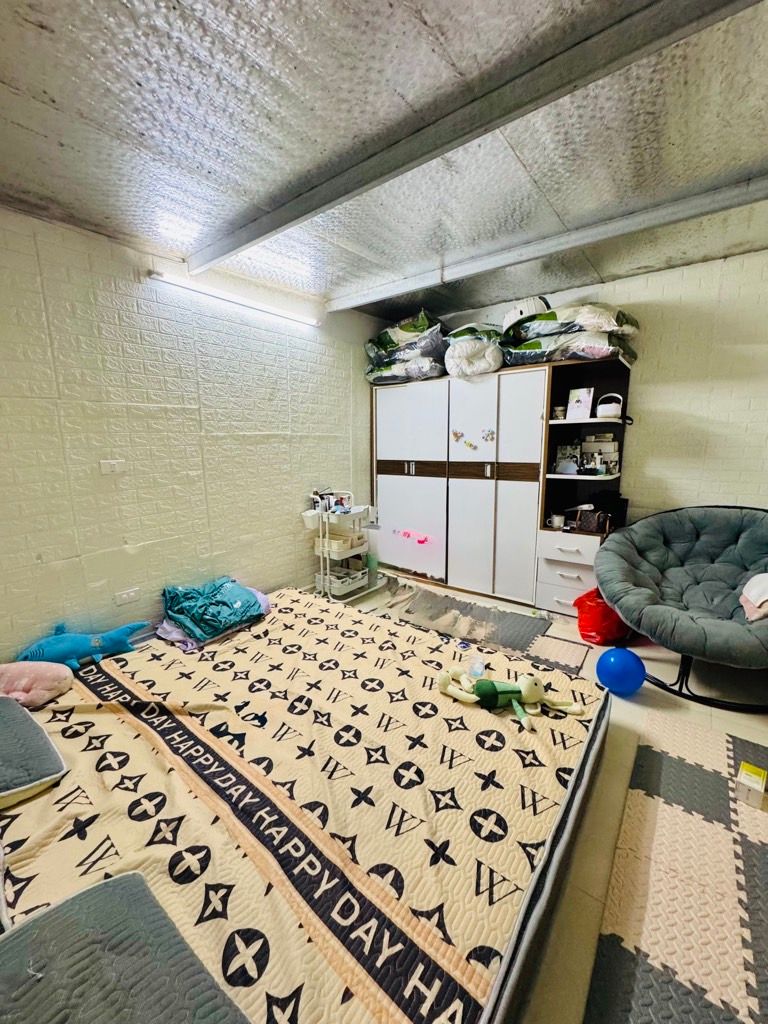 Bán nhà Định Công Hạ - diện tích 39m2 2 tầng - Nhà đẹp hiếm có - giá 1,9 tỷ