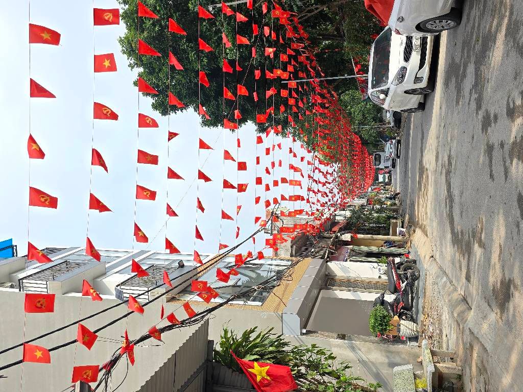 Bán nhà Thúy Lĩnh - diện tích 85m2 1 tầng - ô tô tránh - giá 16,9 tỷ