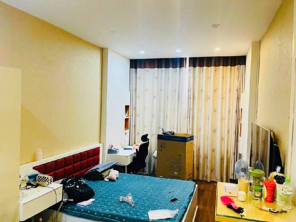 Bán nhà Lương Đình Của - diện tích 26m2 5 tầng - Ngõ ô tô thông ra Kim Liên - giá 9,8 tỷ