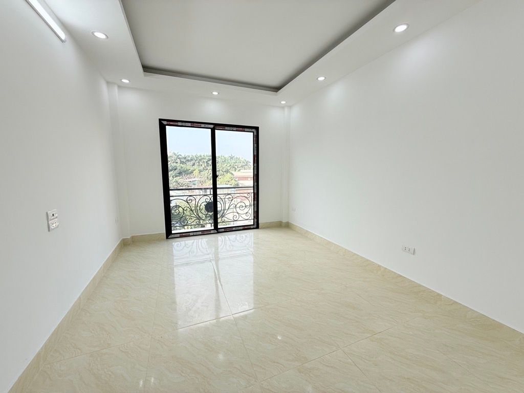 Bán nhà Vĩnh Hưng - diện tích 57.3m2 5 tầng - Thang máy - giá 13,5 tỷ