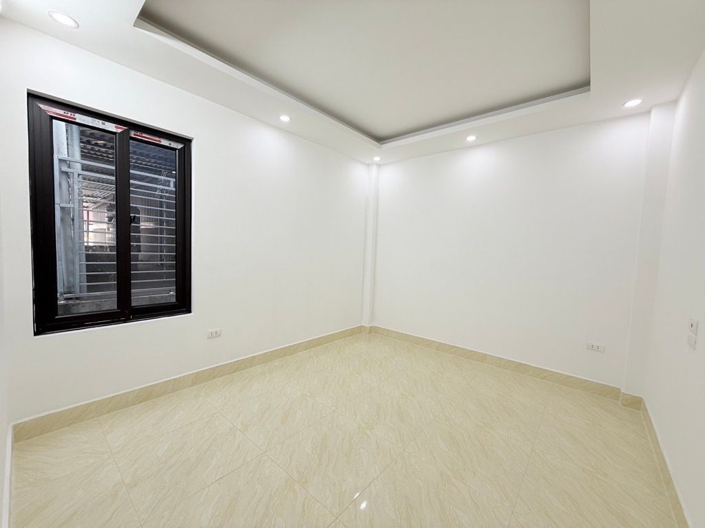 Bán nhà Vĩnh Hưng - diện tích 57.3m2 5 tầng - Thang máy - giá 13,5 tỷ