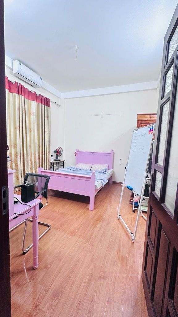 Bán nhà Định Công Thượng - diện tích 30m2 5 tầng - Ô tô đỗ cổng - giá 3,5 tỷ