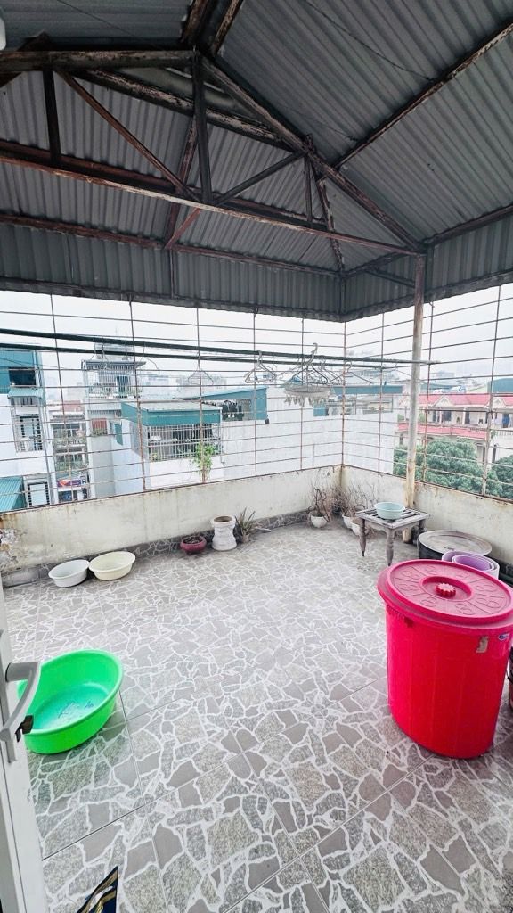 Bán nhà Định Công Thượng - diện tích 30m2 5 tầng - Ô tô đỗ cổng - giá 3,5 tỷ