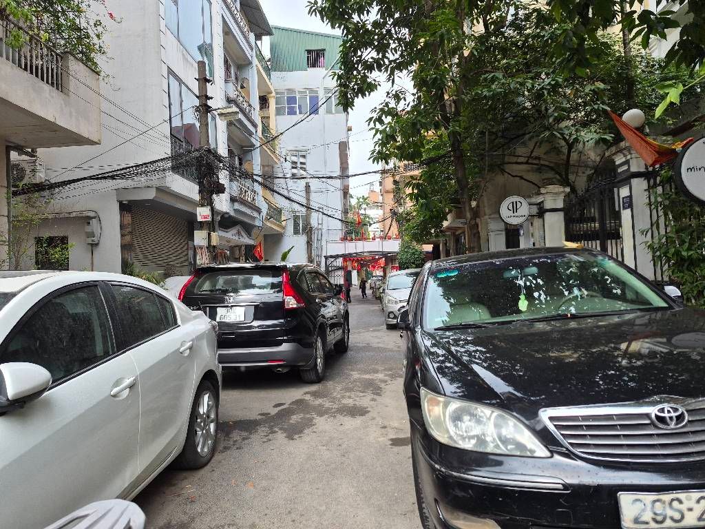 Bán nhà THÔNG PHONG - diện tích 76.7m2 5 tầng - 3 mặt thoáng - giá 24,9 tỷ