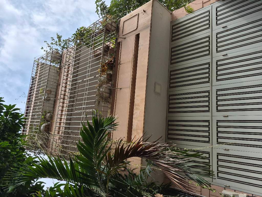 Bán nhà THÔNG PHONG - diện tích 76.7m2 5 tầng - 3 mặt thoáng - giá 24,9 tỷ