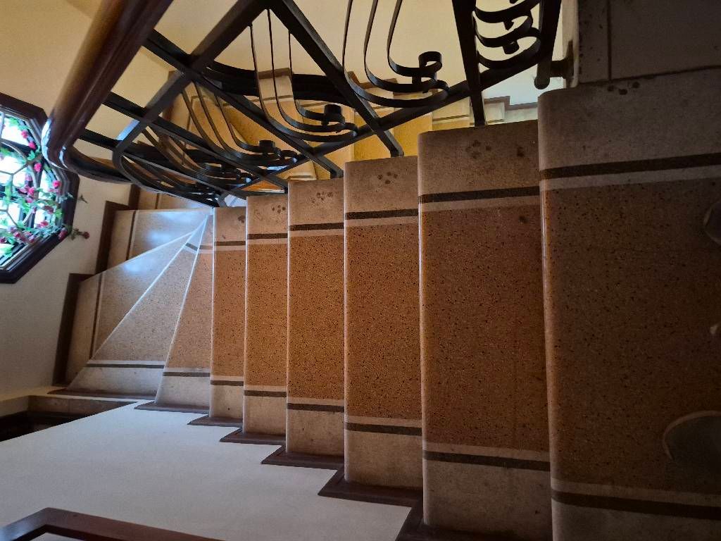 Bán nhà THÔNG PHONG - diện tích 76.7m2 5 tầng - 3 mặt thoáng - giá 24,9 tỷ