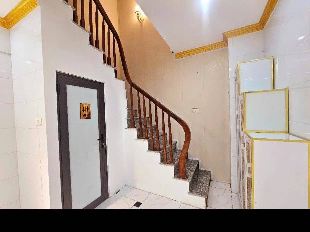 Bán nhà Trương Định - diện tích 21,5m2 4 tầng - Mặt ngõ thông, kinh doanh - giá 6,9 tỷ