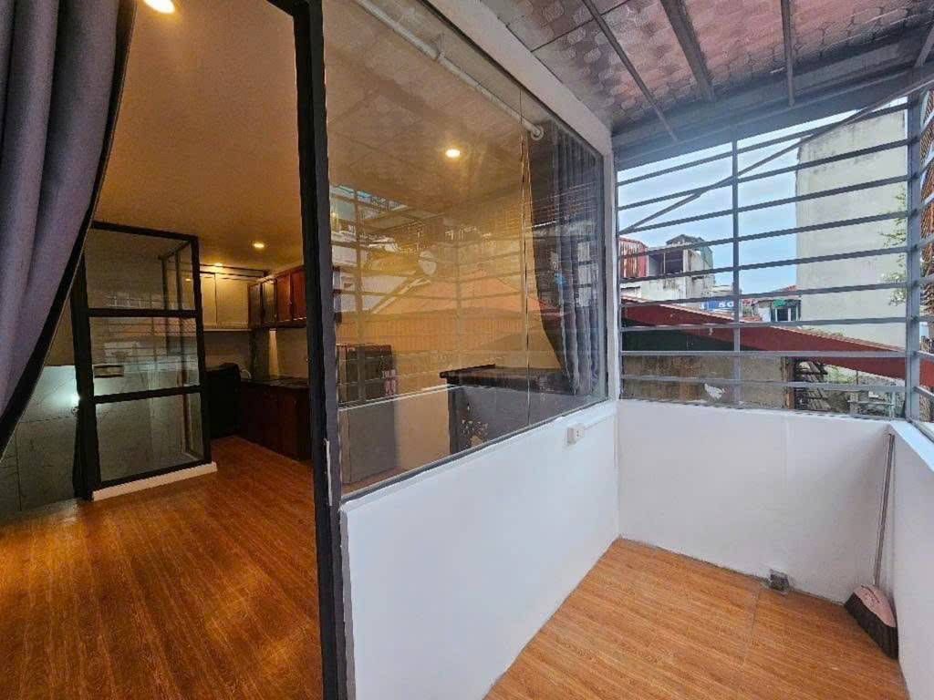 Bán nhà Trương Định - diện tích 21,5m2 4 tầng - Mặt ngõ thông, kinh doanh - giá 6,9 tỷ