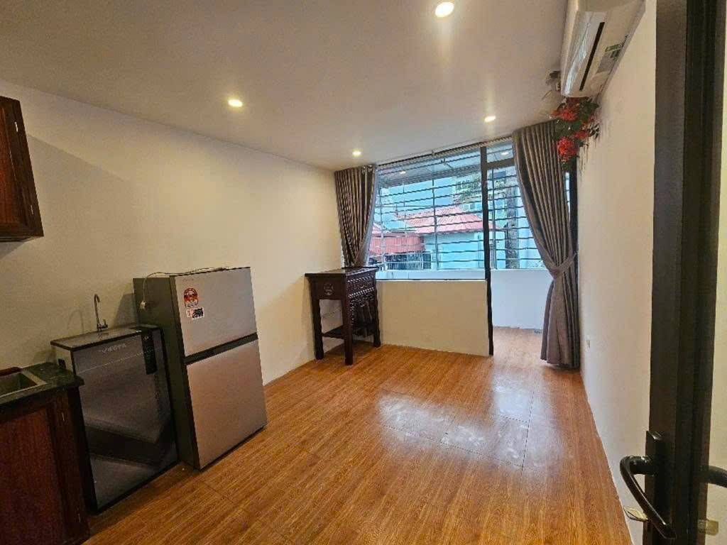 Bán nhà Trương Định - diện tích 21,5m2 4 tầng - Mặt ngõ thông, kinh doanh - giá 6,9 tỷ