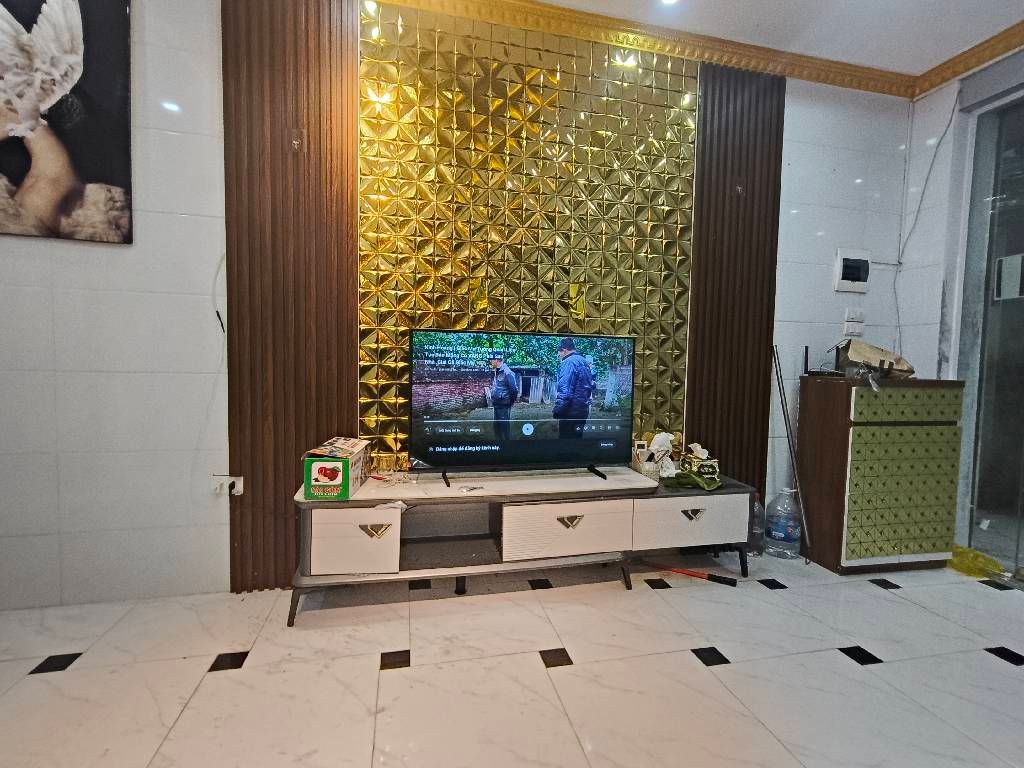 Bán nhà Trương Định - diện tích 21,5m2 4 tầng - Mặt ngõ thông, kinh doanh - giá 6,9 tỷ