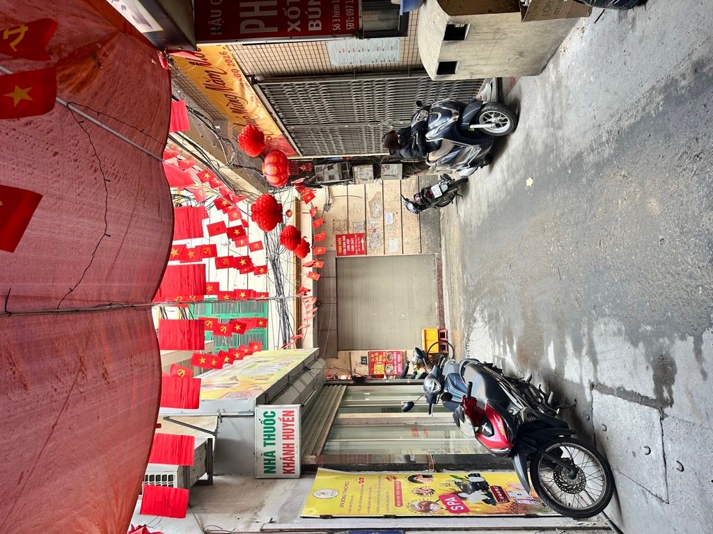 Bán nhà Bùi Xương Trạch - diện tích 33m2 5 tầng - ô tô đỗ cửa - giá 9,6 tỷ