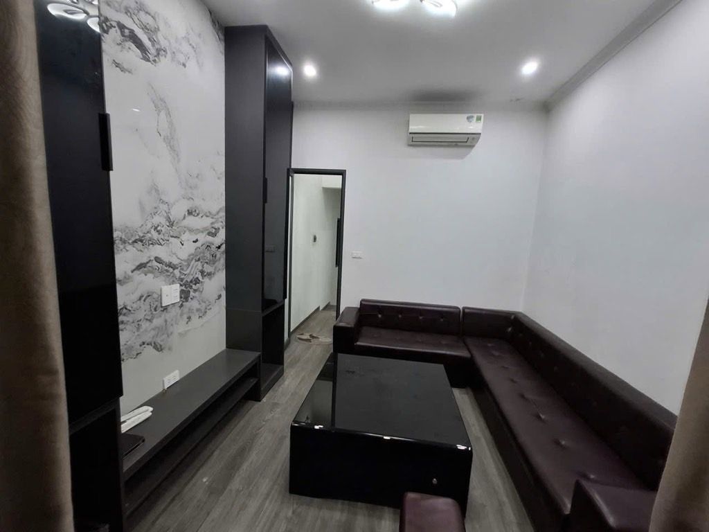 Bán nhà Bùi Xương Trạch - diện tích 33m2 5 tầng - ô tô đỗ cửa - giá 9,6 tỷ