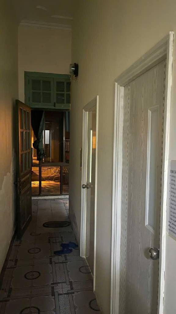 Bán nhà Yên Lạc - diện tích 54,9m2 4 tầng - Ô TÔ TRÁNH - giá 20 tỷ