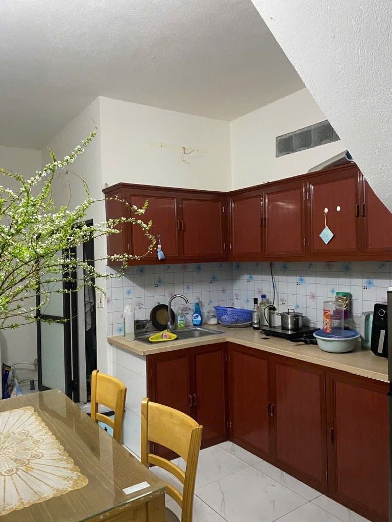 Bán nhà Vĩnh Hưng - diện tích 50.6m2 2 tầng - Ngõ ô tô con vào tận cửa, di chuyển thuận tiện - giá 5,4 tỷ