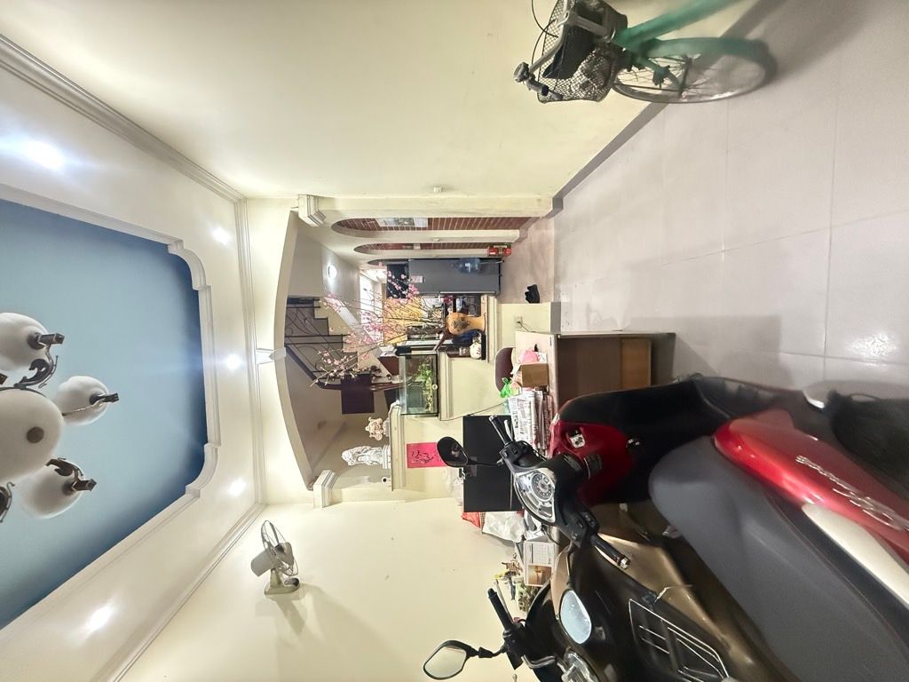 Bán nhà Vương Thừa Vũ - diện tích 47.2m2 4 tầng - mặt ngõ ô tô - giá 17 tỷ