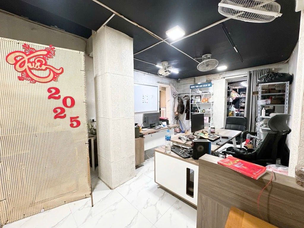 Bán nhà Thái Thịnh - diện tích 70m2 1 tầng - Tầng 1 tiện lợi - giá 5,0 tỷ