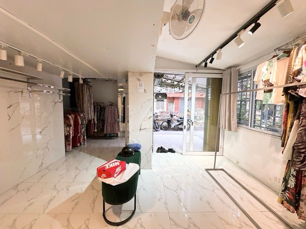 Bán nhà Thái Thịnh - diện tích 70m2 1 tầng - Tầng 1 tiện lợi - giá 5,0 tỷ