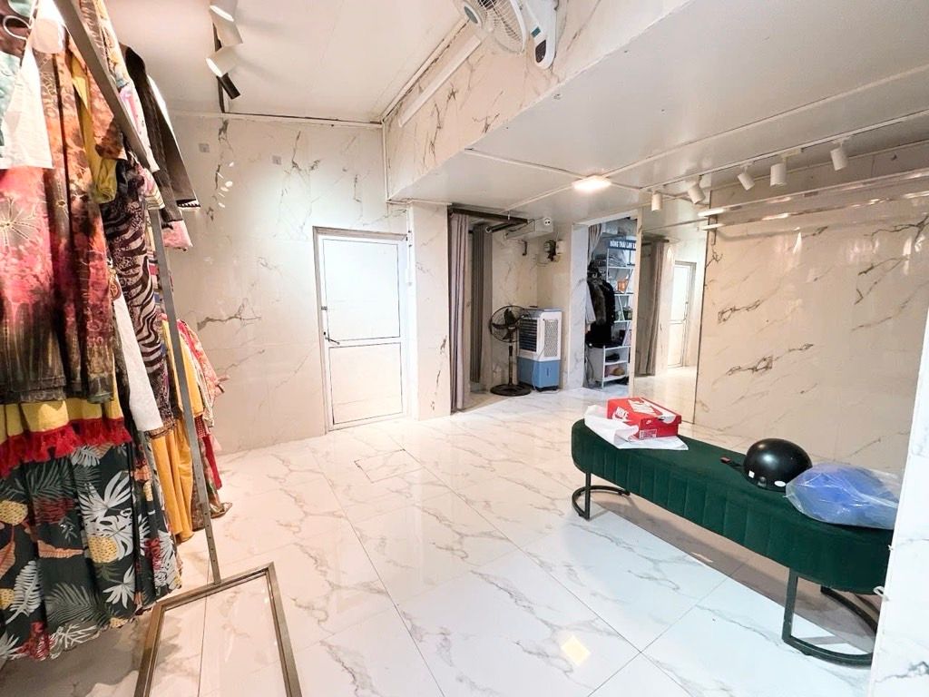 Bán nhà Thái Thịnh - diện tích 70m2 1 tầng - Tầng 1 tiện lợi - giá 5,0 tỷ