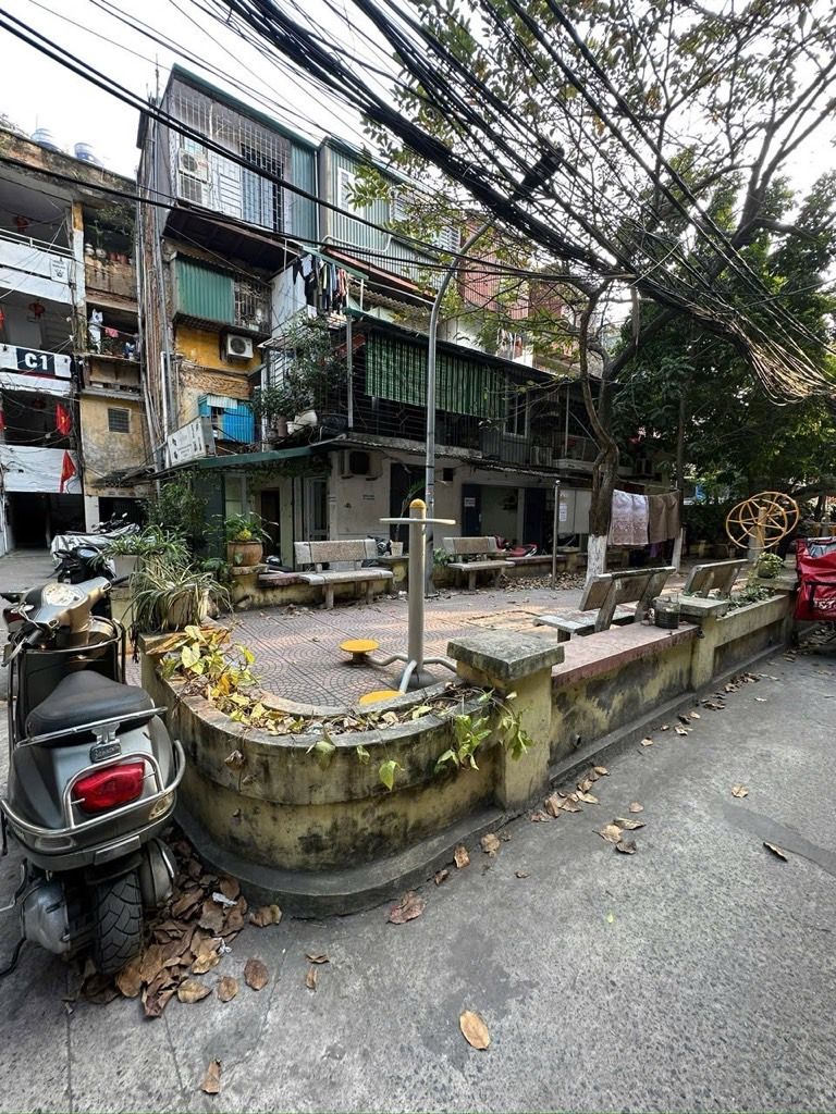 Bán nhà Thái Thịnh - diện tích 70m2 1 tầng - Tầng 1 tiện lợi - giá 5,0 tỷ