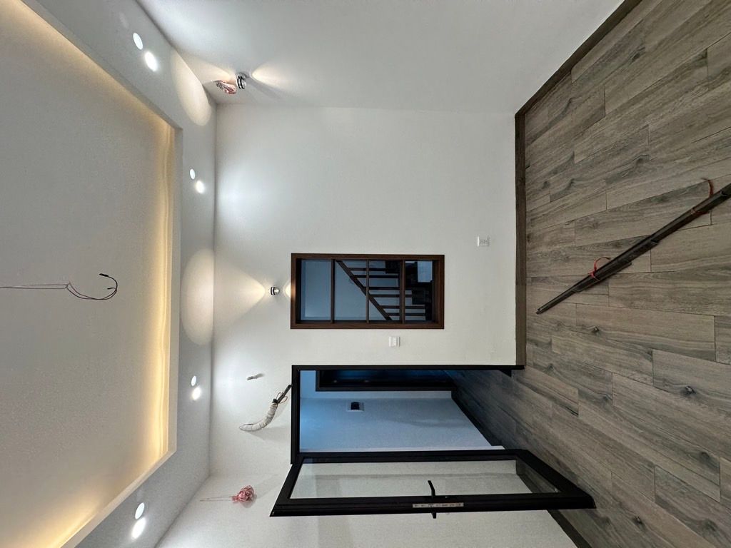 Bán nhà Đông Thiên - diện tích 36m2 6 tầng - Nhà đẹp hiếm có - giá 8,5 tỷ