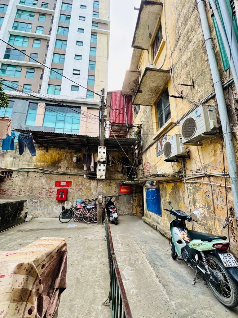 Bán nhà Triều Khúc - diện tích 15,5m2 1 tầng - ô tô tránh - giá 2,5 tỷ