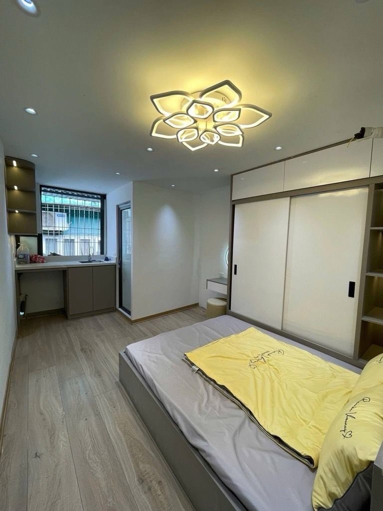 Bán nhà Lương Ngọc Quyến - diện tích 45m2 1 tầng - Sổ đỏ chính chủ - giá 2,6 tỷ