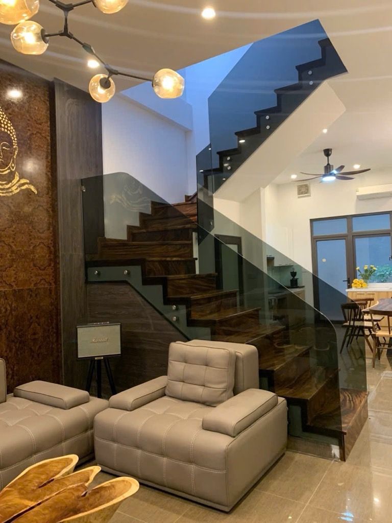 Bán nhà Cảm Hội - diện tích 74m2 4 tầng - Nhà đẹp đón Tết - giá 21,5 tỷ