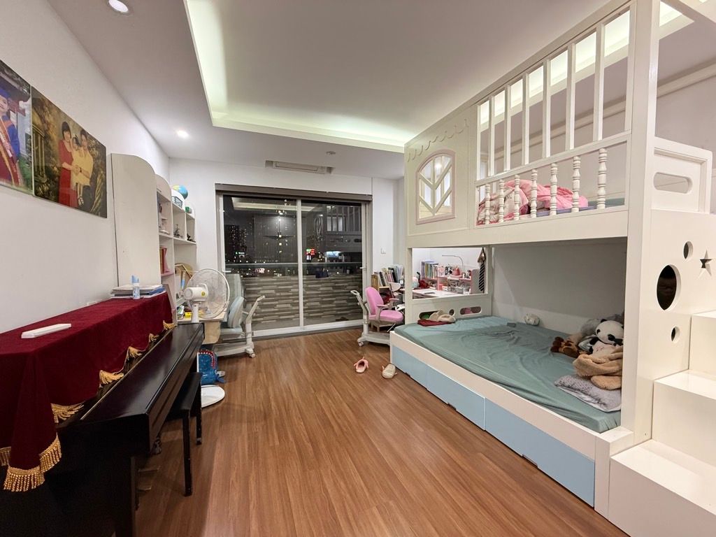 Bán nhà Nguyễn Cảnh Dị - diện tích 122,2m2 1 tầng - Nhà đẹp ở ngay - giá 8,1 tỷ