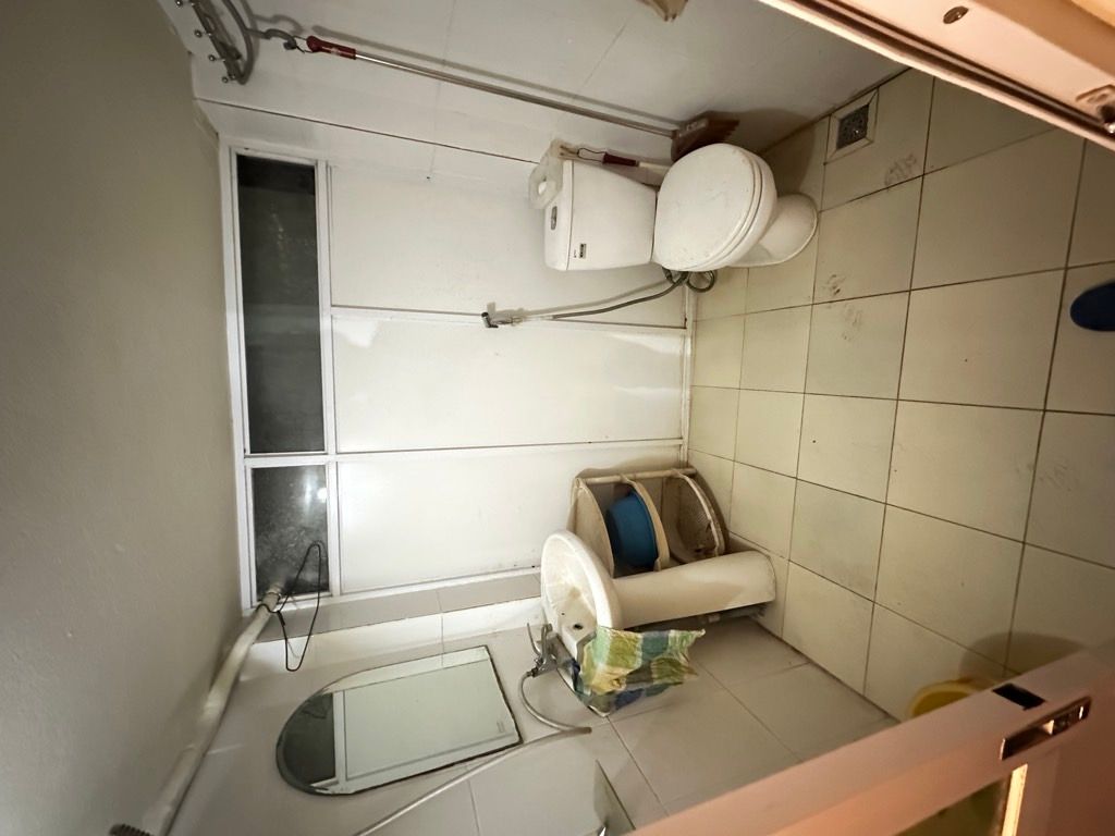 Bán nhà Đình Đông - diện tích 38m2 3 tầng - Cách ô tô 50m - giá 7,29 tỷ