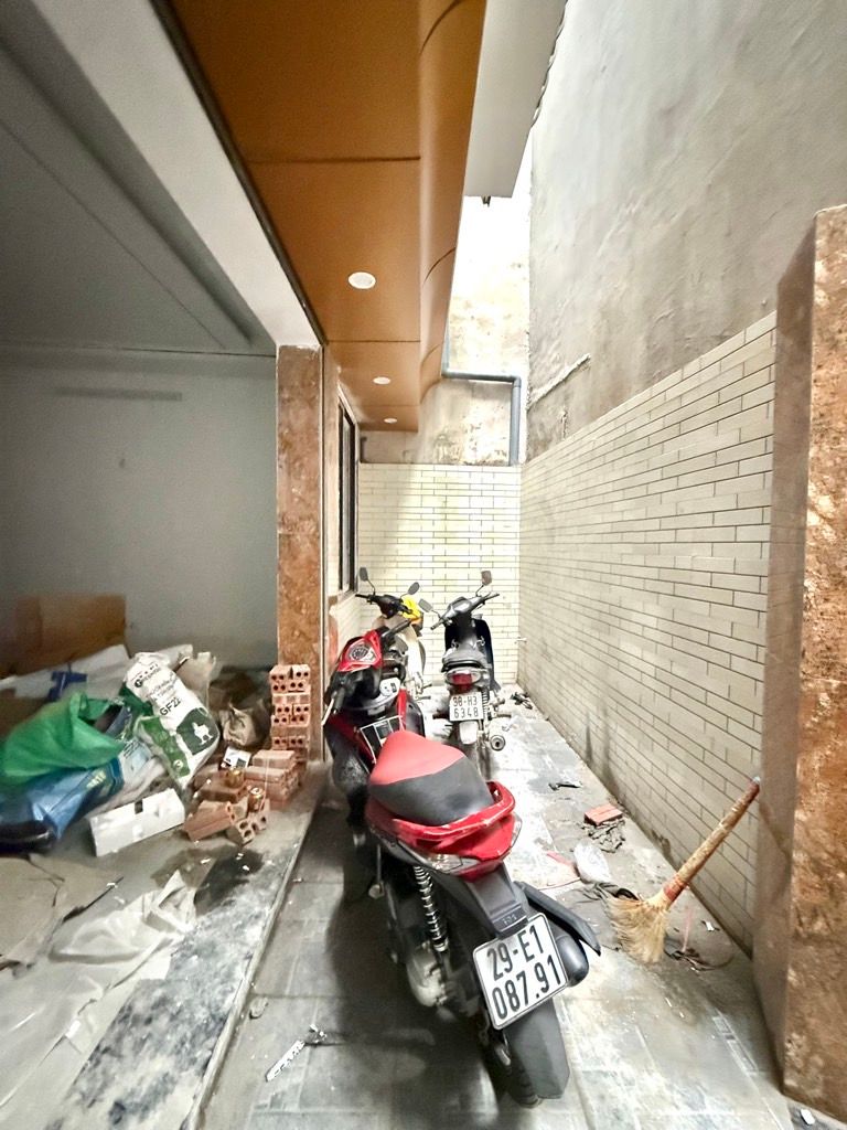 Bán nhà Văn Hương - diện tích 48m2 7 tầng - Thang máy, nhà mới tinh - giá 14,2 tỷ