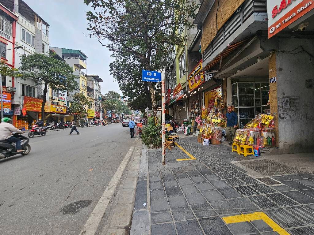 Bán nhà Thanh Nhàn - diện tích 19,6m2 3 tầng - Nhà đẹp hiếm có - giá 6,3 tỷ