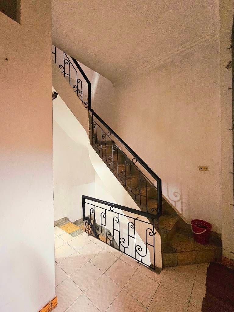 Bán nhà Thanh Nhàn - diện tích 19,6m2 3 tầng - Nhà đẹp hiếm có - giá 6,3 tỷ