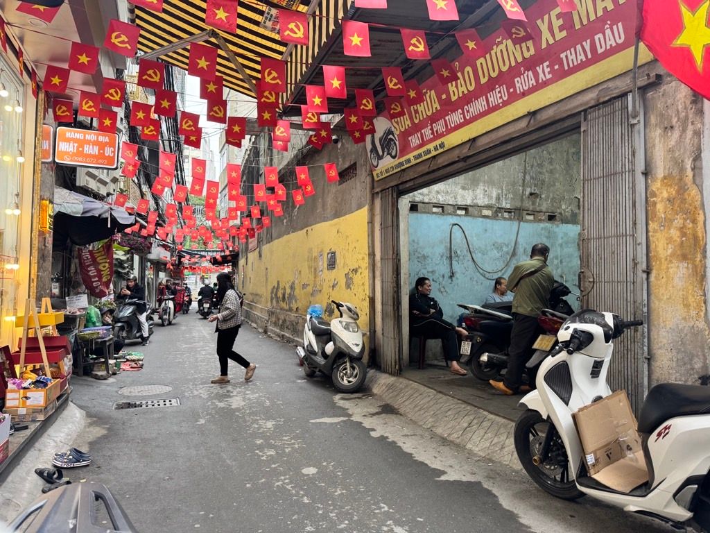 Bán nhà Khương Đình - diện tích 50m2 7 tầng - Ô chờ thang máy - giá 17 tỷ