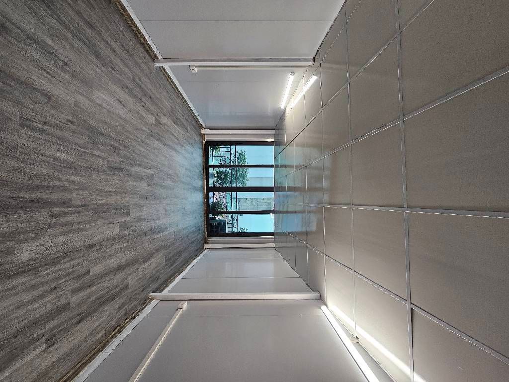 Bán nhà Giải Phóng - diện tích 28m2 3 tầng - Nhà mới ở ngay - giá 4,4 tỷ