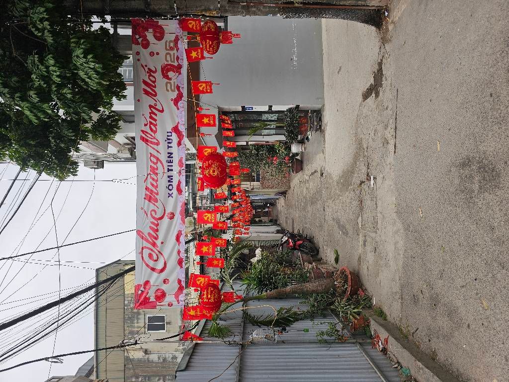 Bán nhà Giải Phóng - diện tích 28m2 3 tầng - Nhà mới ở ngay - giá 4,4 tỷ