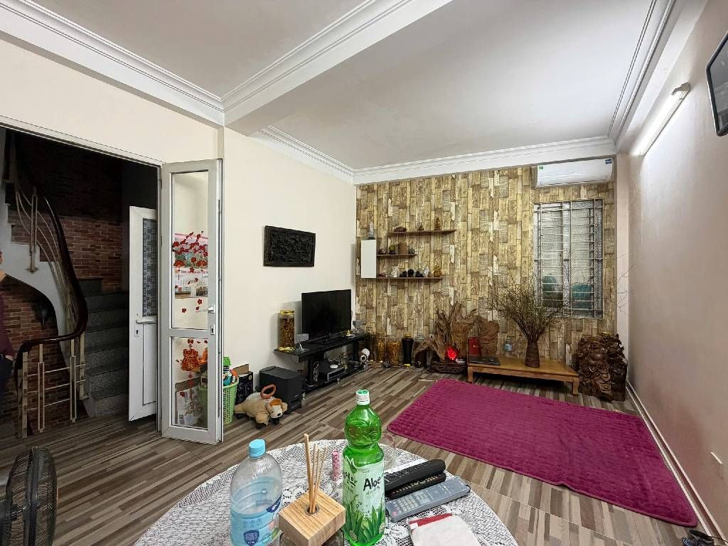 Bán nhà Văn Miếu - diện tích 31m2 5 tầng - 2 mặt thoáng - giá 11,3 tỷ