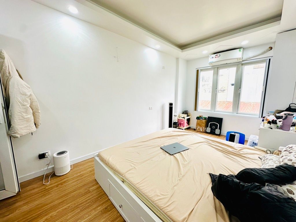 Bán nhà Lĩnh Nam - diện tích 41m2 4 tầng - Ô TÔ ĐỖ CỬA - giá 9 tỷ