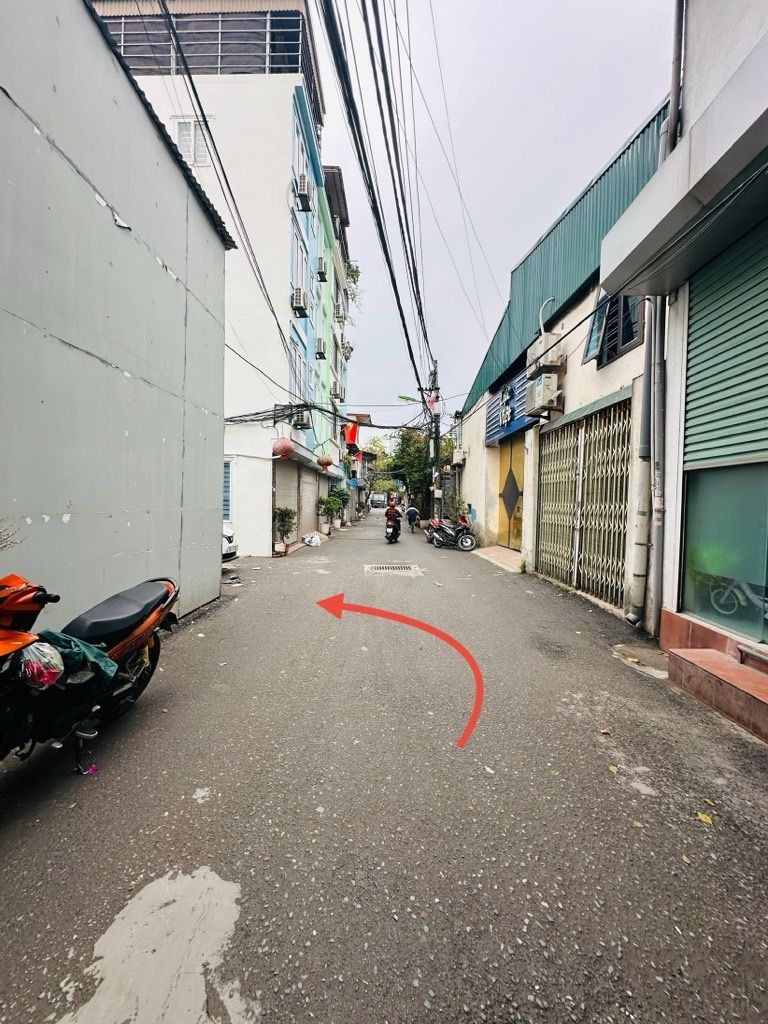 Bán nhà Lĩnh Nam - diện tích 41m2 4 tầng - Ô TÔ ĐỖ CỬA - giá 9 tỷ