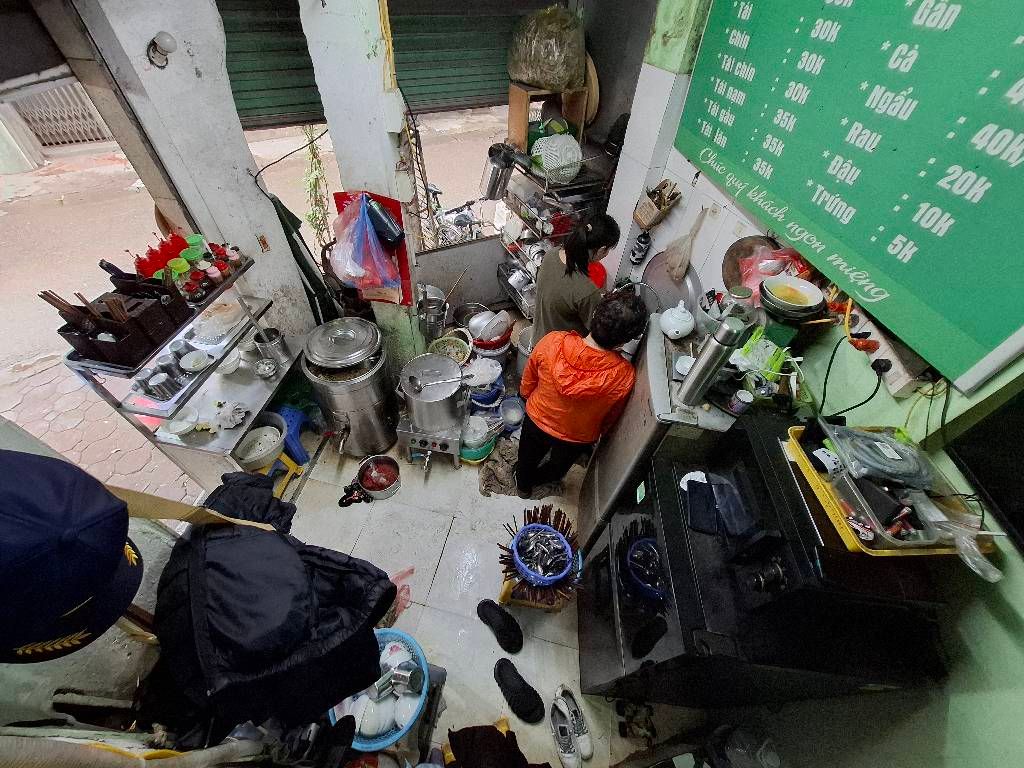 Bán nhà Nguyễn Chính - diện tích 14m2 4 tầng - Mặt phố lô góc - giá 3,2 tỷ