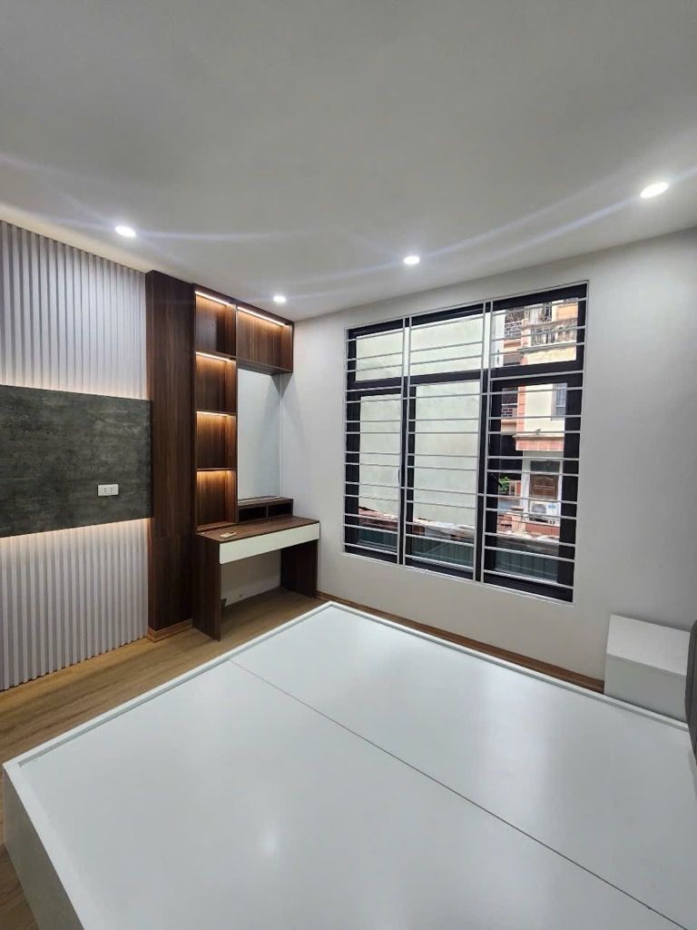 Bán nhà Mạc Thị Bưởi - diện tích 41m2 4 tầng - Vị trí đẹp nhất con phố - giá 11,5 tỷ