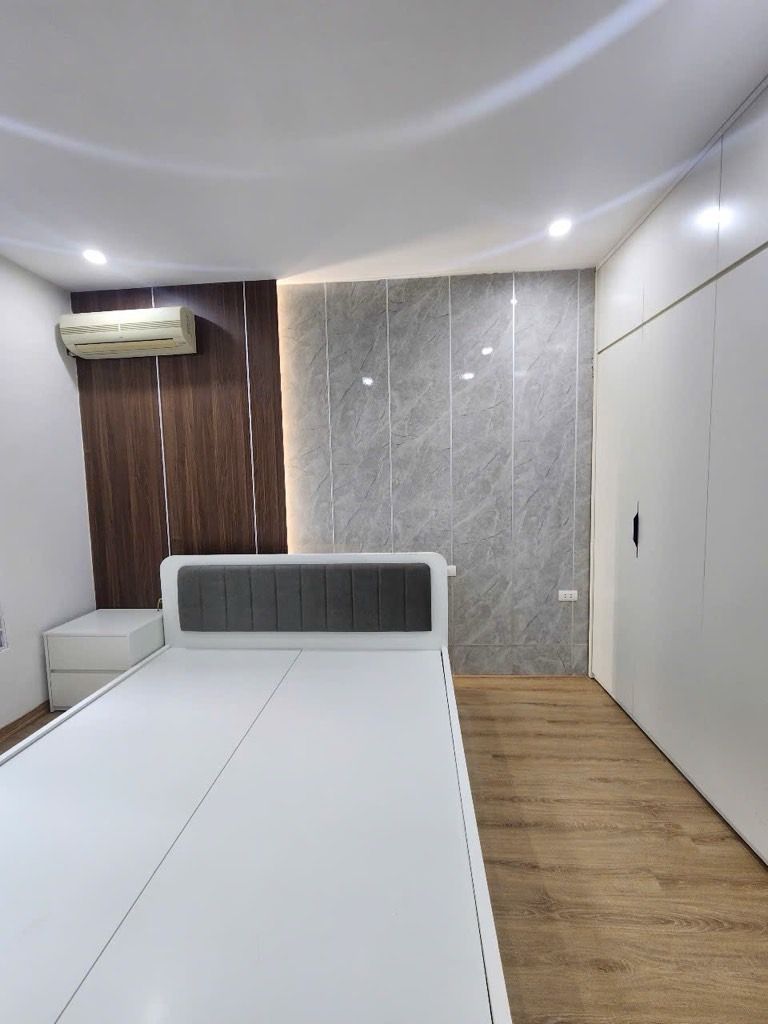 Bán nhà Mạc Thị Bưởi - diện tích 41m2 4 tầng - Vị trí đẹp nhất con phố - giá 11,5 tỷ