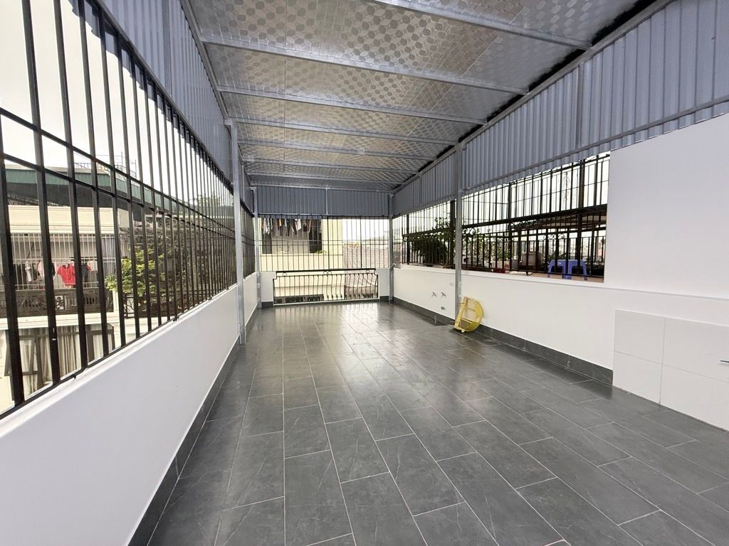 Bán nhà Hoàng Mai - diện tích 47m2 6 tầng - Ô TÔ TRÁNH - giá 20 tỷ