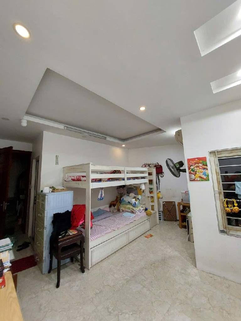 Bán nhà Đê Trần Khát Chân - diện tích 30m2 5 tầng - Ô TÔ 50M - giá 7,2 tỷ