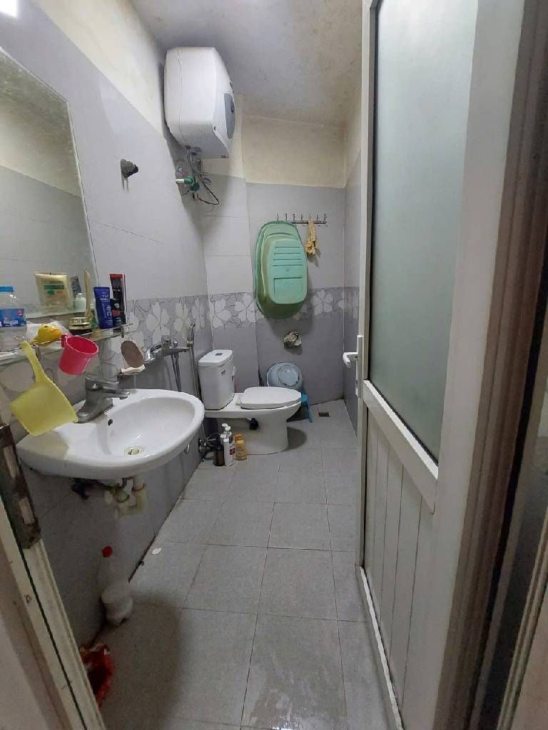 Bán nhà Đê Trần Khát Chân - diện tích 30m2 5 tầng - Ô TÔ 50M - giá 7,2 tỷ