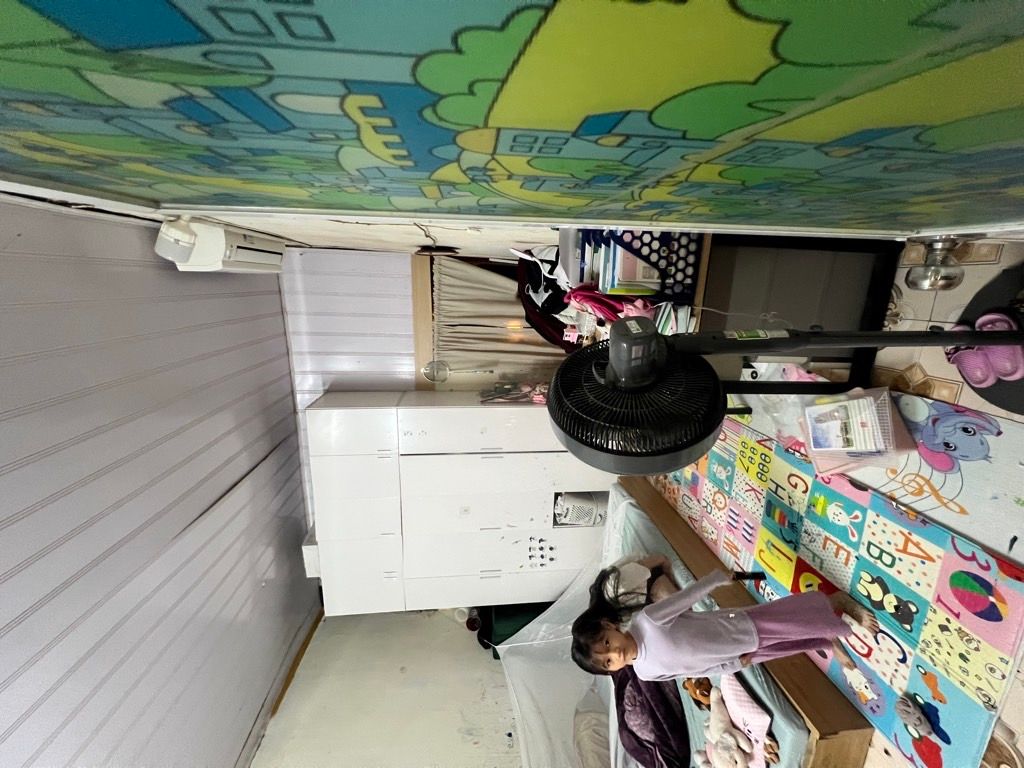 Bán nhà Lãng Yên - diện tích 52m2 1 tầng - Nhà cũ, xác định bán đất, xây mới làm gì cũng được - giá 10 tỷ