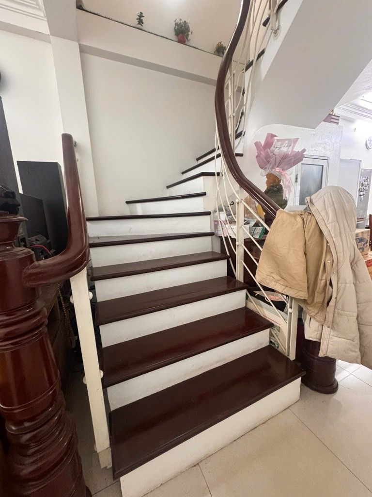 Bán nhà Bạch Đằng - diện tích 59,9m2 4 tầng - sân vườn riêng - giá 6,5 tỷ