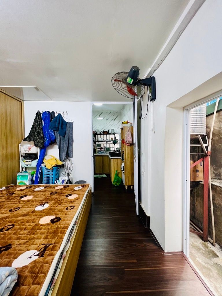 Bán nhà Đại La - diện tích 70m2 2 tầng - Căn hộ tập thể - giá 3,68 tỷ