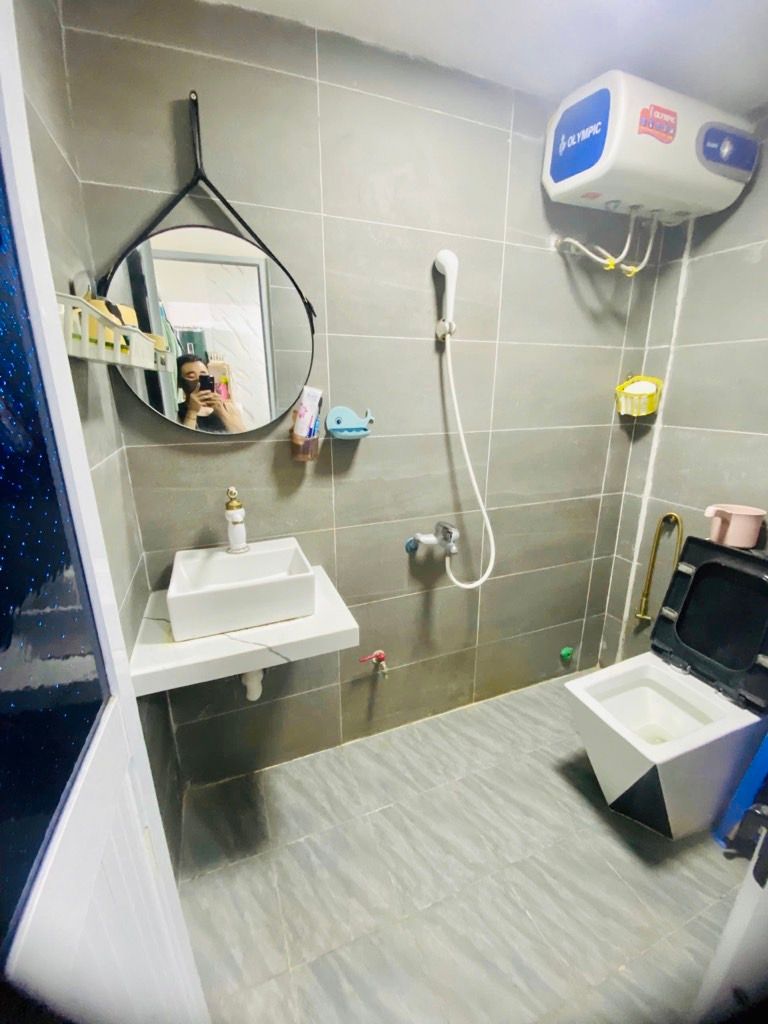 Bán nhà Đại La - diện tích 70m2 2 tầng - Căn hộ tập thể - giá 3,68 tỷ