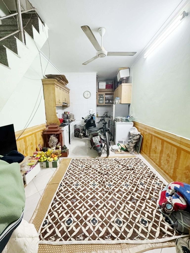 Bán nhà Tân Khai - diện tích 23m2 2 tầng - gần ô tô - giá 2,35 tỷ