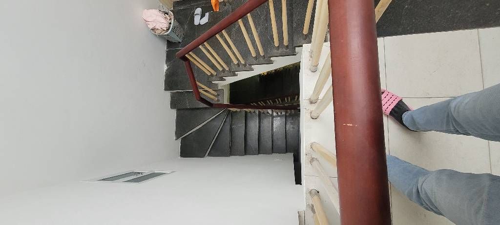 Bán nhà Láng - diện tích 38.4m2 5 tầng - Nhà đẹp hiếm có - giá 6,8 tỷ